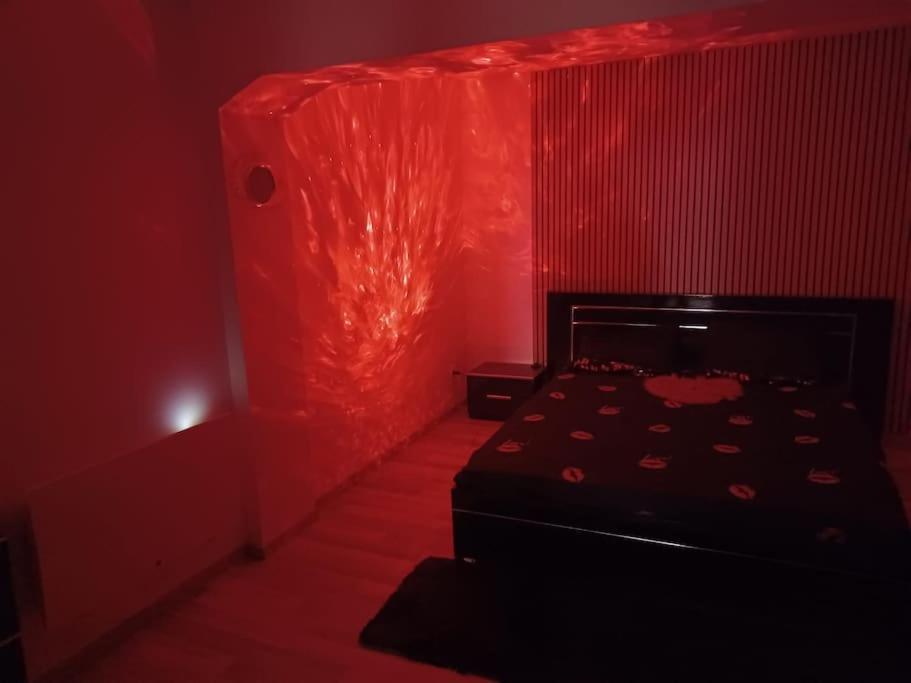 Appartement Jacuzzi /Billard Voiron Exterior photo